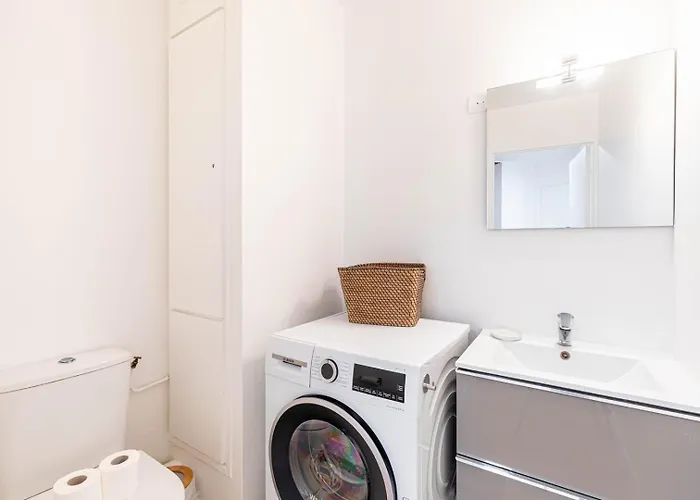 דירה Guestready - Charming Family Duplex With A Terrace פריז