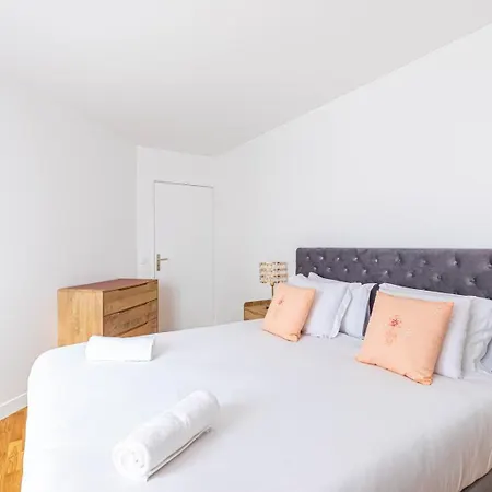 Guestready - Charming Family Duplex With A Terrace Apartman Párizs